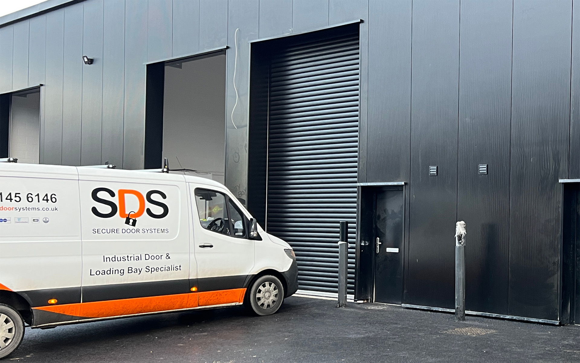 Commercial window shutters: types and applications