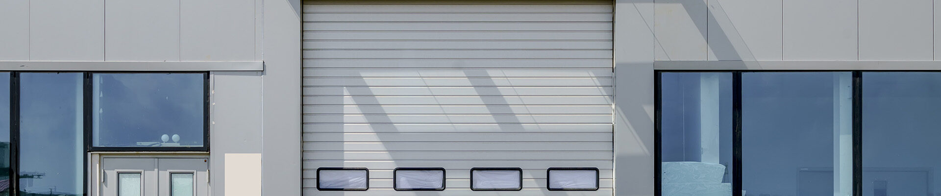 Factory doors: choosing the right doors for your factory